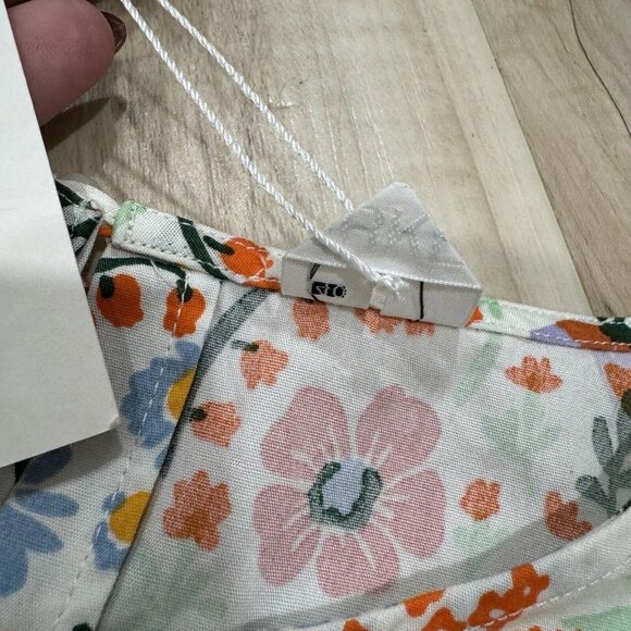 Arket‎ Girl's Light Pink Dress With Dark Pink stripes and Pockets (9-10yrs) - Picture 5 of 9